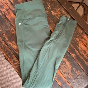 Fabletics Motion365 Leggings - olive green